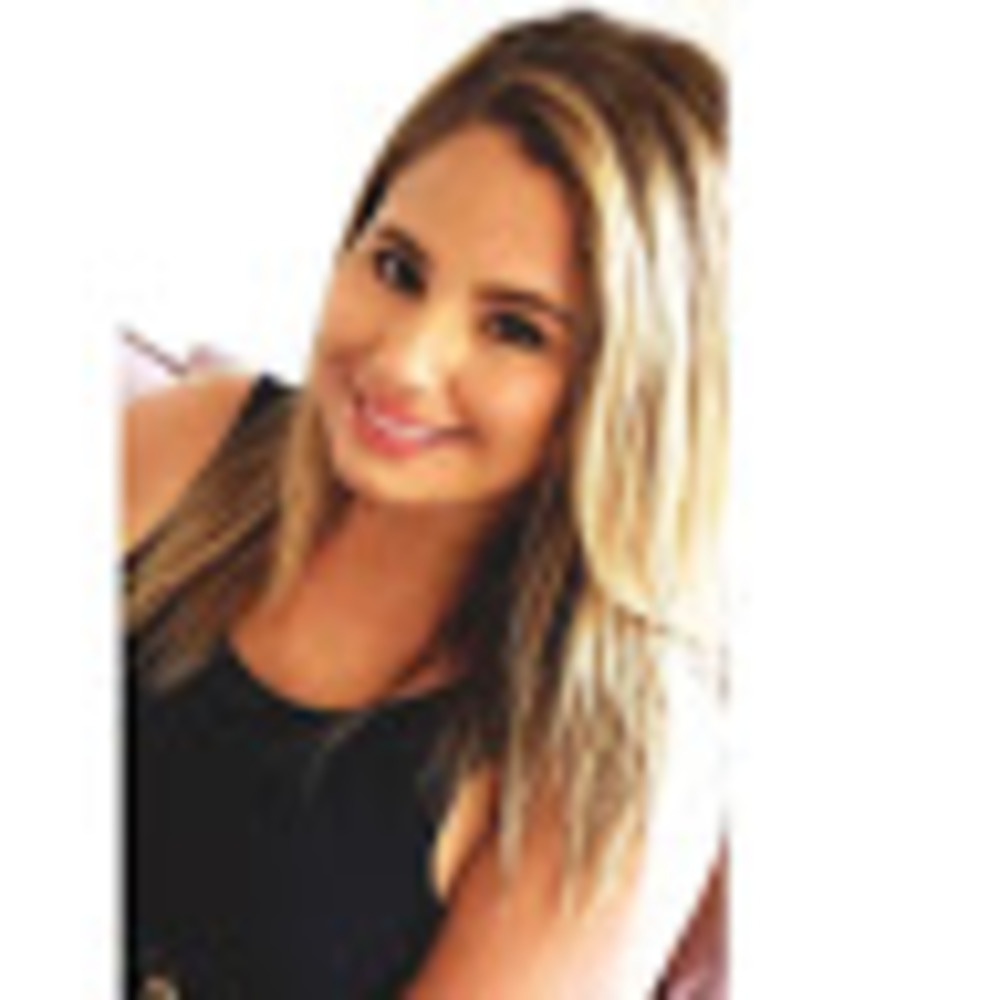 Meet your Posher, Andrea